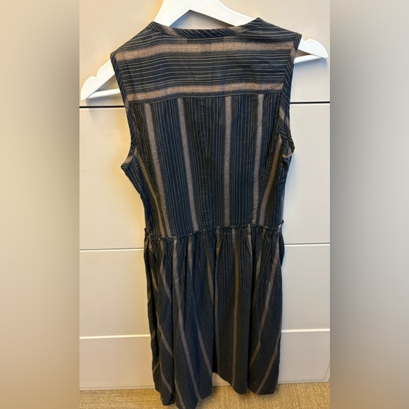 Banana Republic Black Brown Pinstripe VNeck Sleeveless knee length Dress size XS - Picture 5 of 8